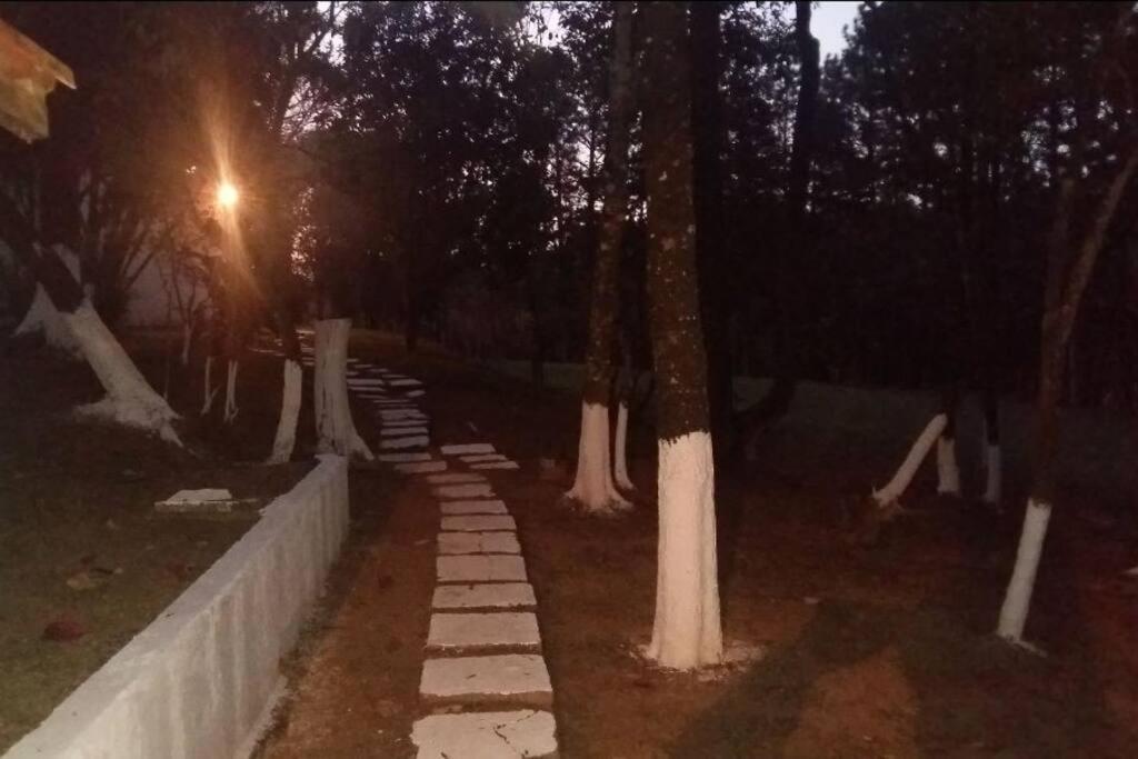 Chacara Com Piscina Em Condominio Fechado Prox Shopping Outlet Catarina Mairinque Esterno foto